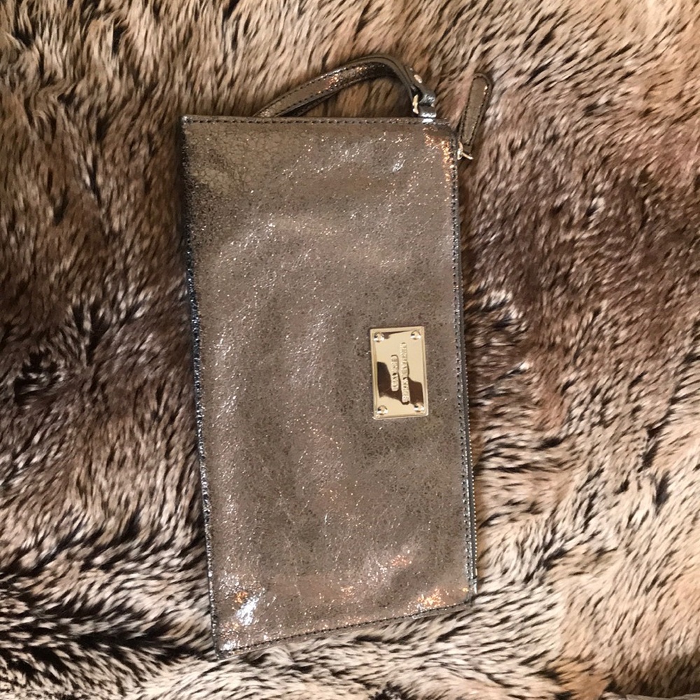 Michael Kors wristlet